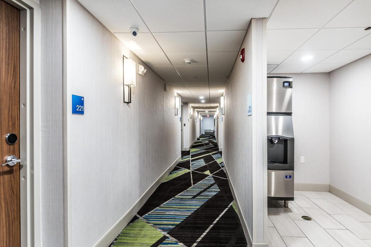 Holiday Inn Express Flint-Campus Area By Ihg Zewnętrze zdjęcie