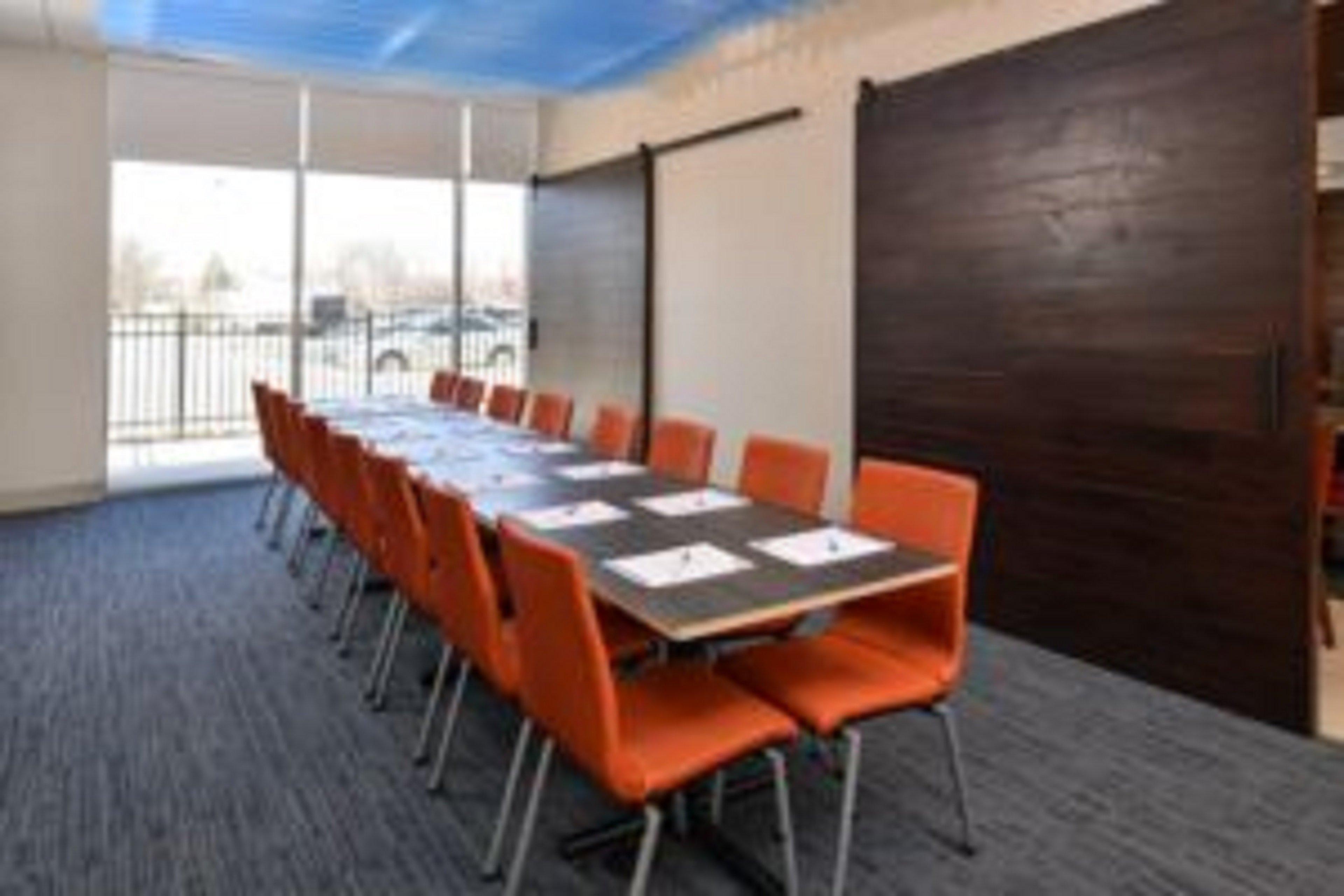 Holiday Inn Express Flint-Campus Area By Ihg Zewnętrze zdjęcie